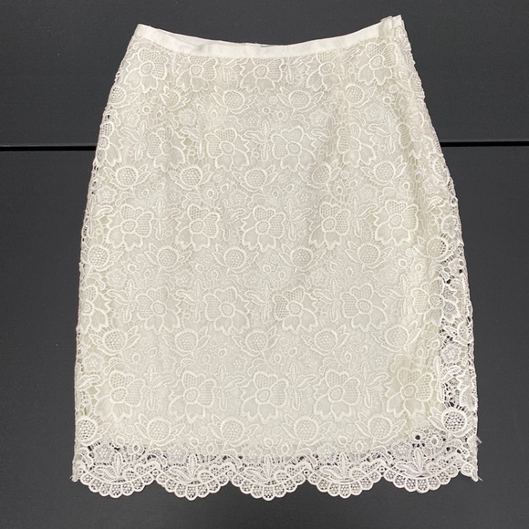 H&M Ladies White Lace Skirt - 4 - Picture 1 of 10
